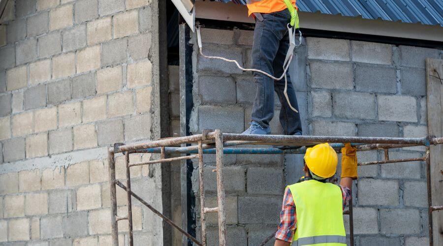 Expert Emergency Roof Repairs services in Corona, SD